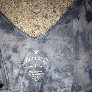 American Eagle cold shoulder shirt